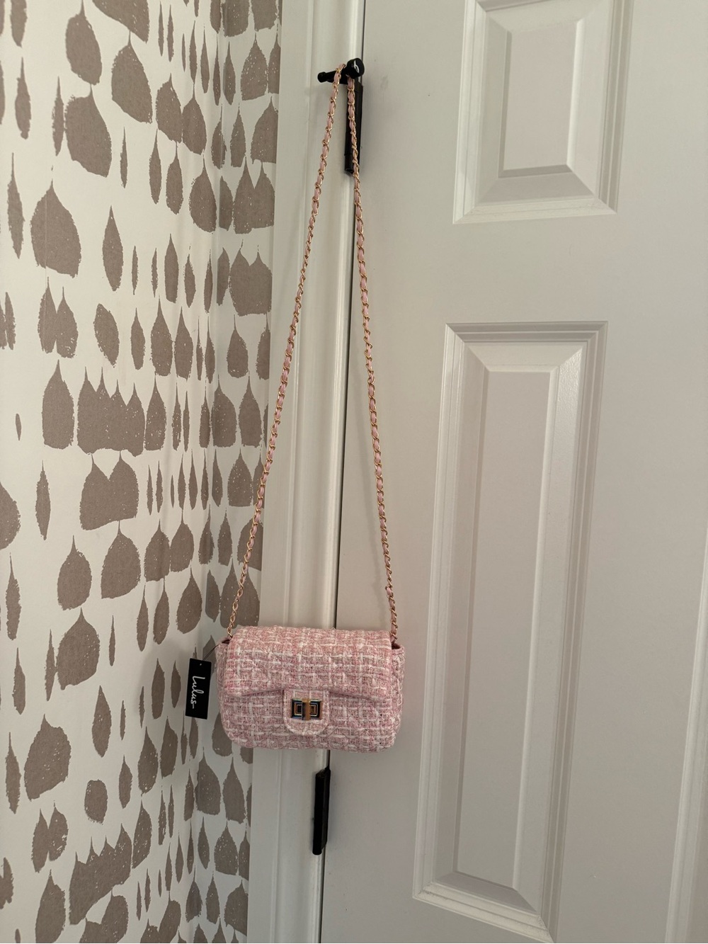 Lulu's Pink Tweed Chain Crossbody Bag - Picture 1 of 2